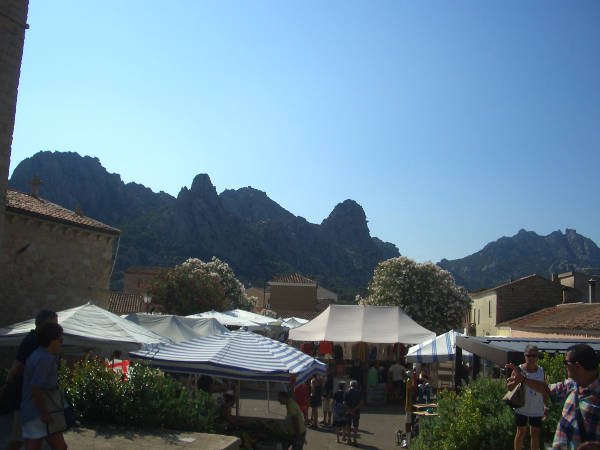 San Pantaleo - Wochenmarkt