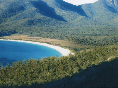 Wineglass-Bay